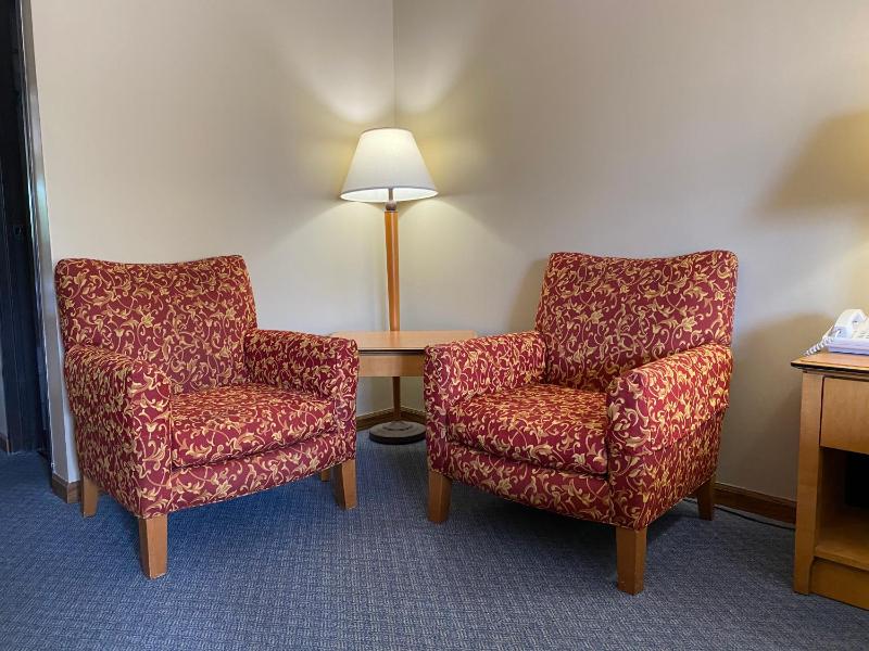 Queen Room-Non Smoking  image 3