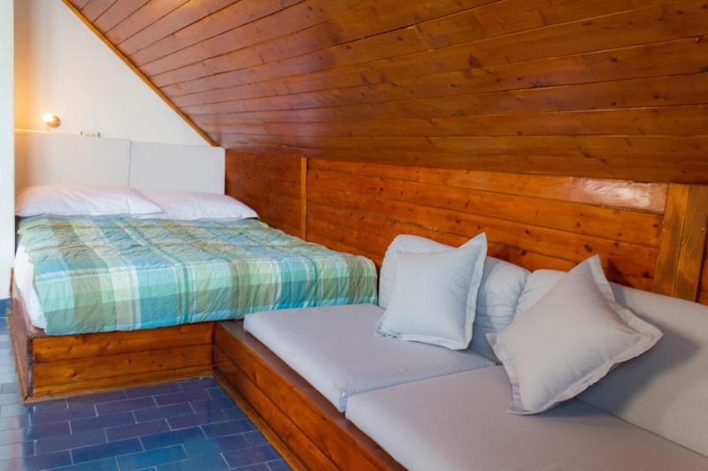 Apartment with Sea View image 2