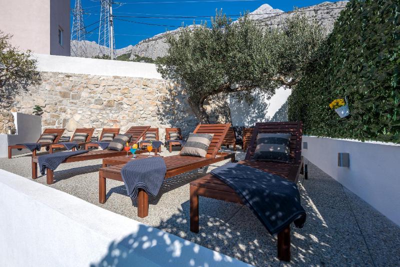 Villa Petra Apartment with private pool - image 39