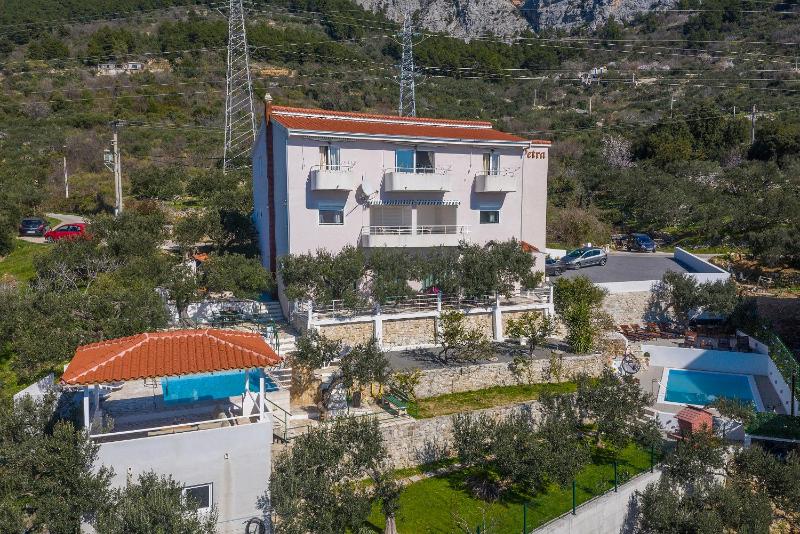 Villa Petra Apartment with private pool - image 25