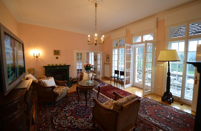 Villa Elasan - image 3