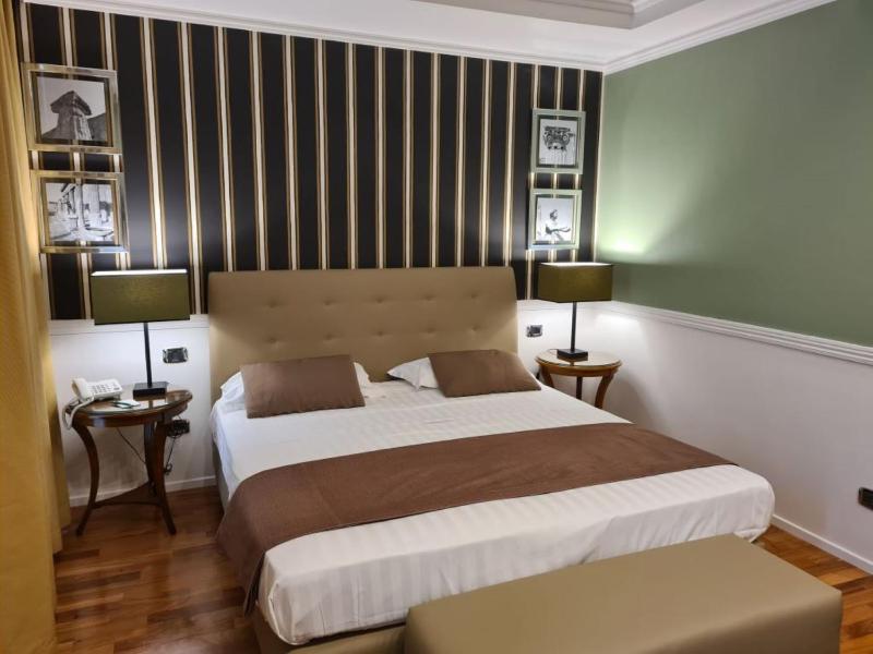 Executive Double Room image 3