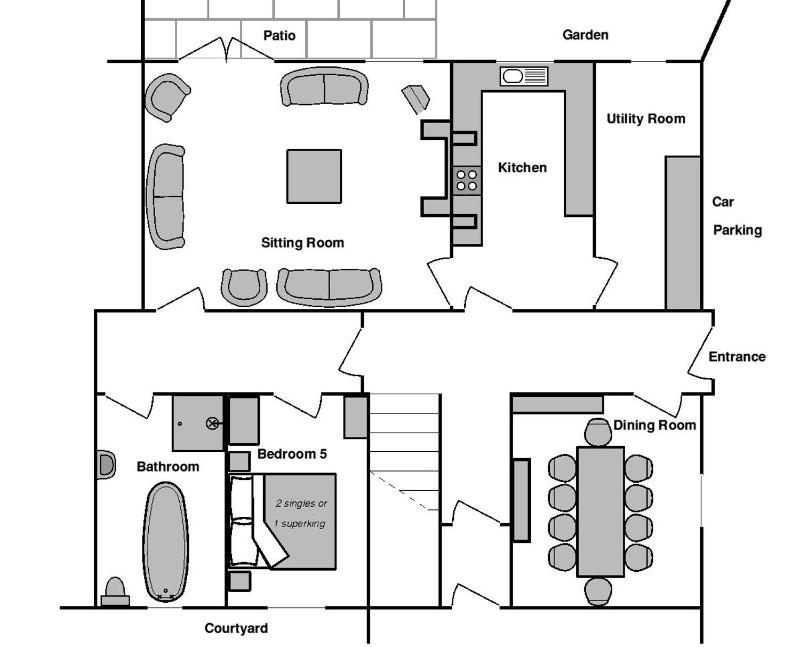 Five-Bedroom House image 3