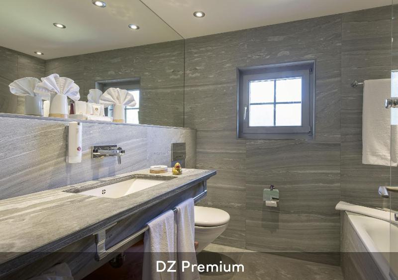 Superior Double Room image 2