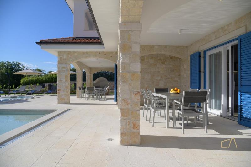 Luxury Apartments Loma - image 30