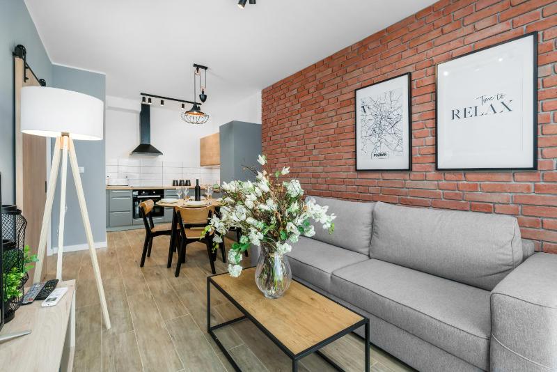 Premium Apartments Poznań Airport by Noclegi Renters - image 33