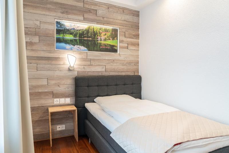 Standard Single Room image 3