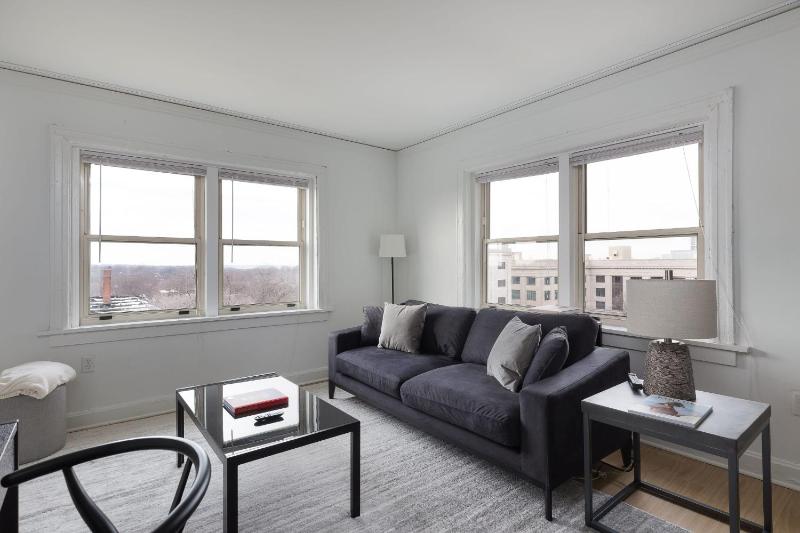 Apartment image 3