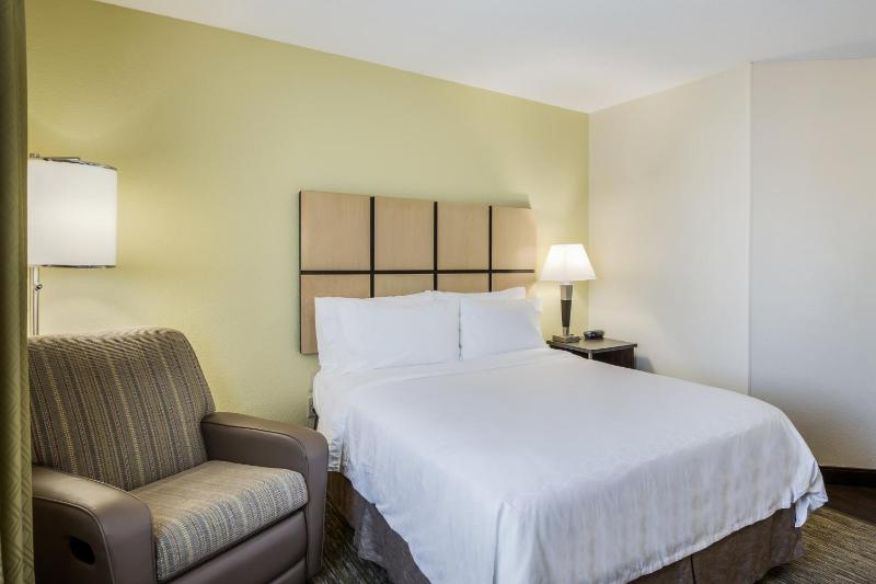 Candlewood Suites Virginia Beach-Norfolk By IHG - image 16