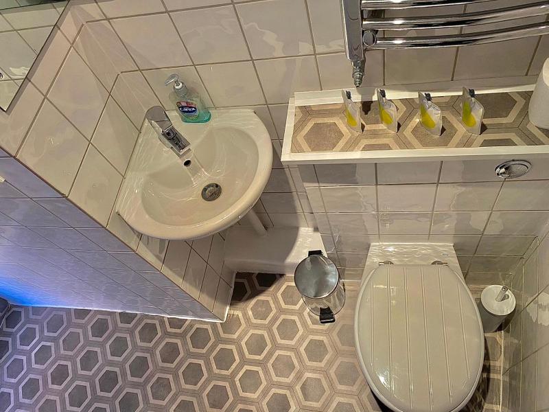 Grosvenor Place Guest House - image 24