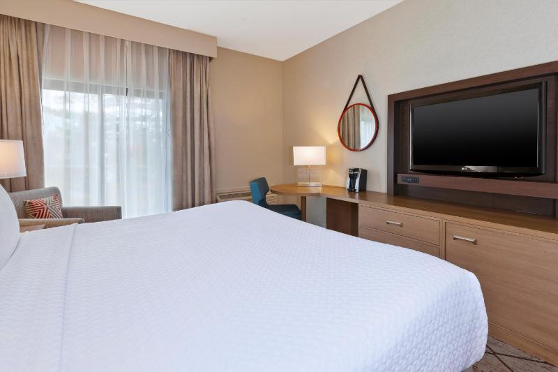 King Room - Disability Access image 4