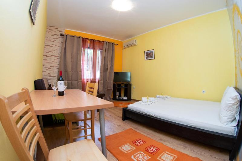 Apartment image 4