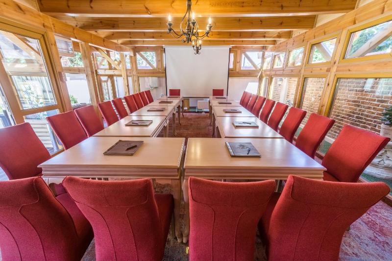 Noblesse Boutique Resort - image 30