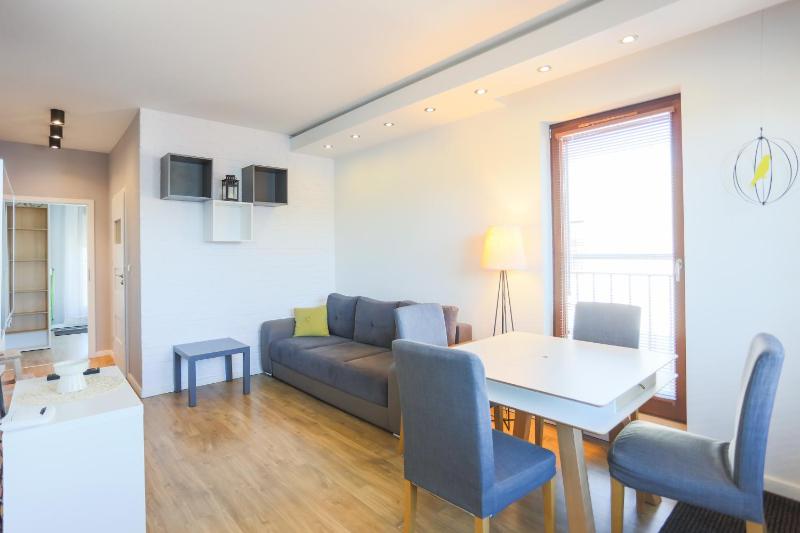 One-Bedroom Apartment image 2