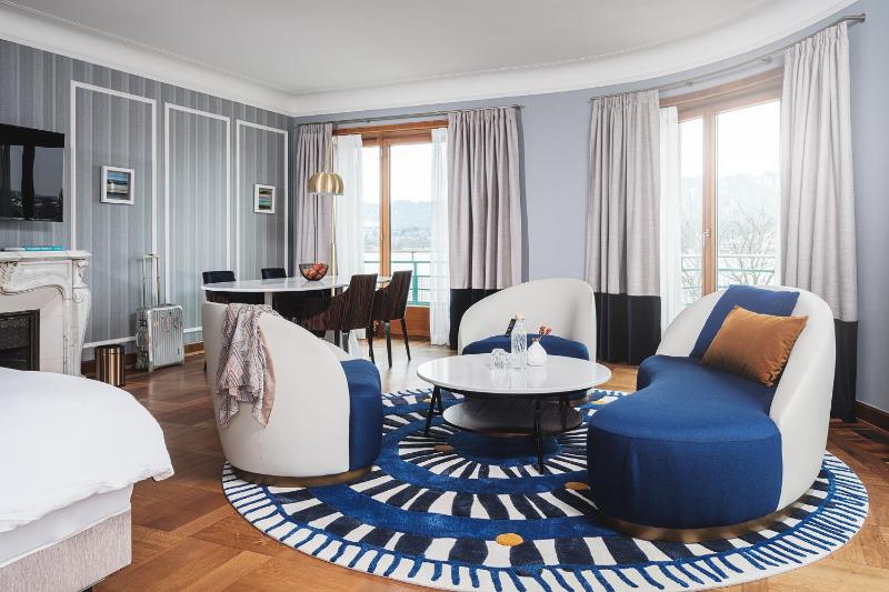 Junior Suite with Lake View image 1