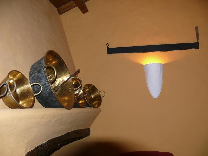 Two-Bedroom House image 4