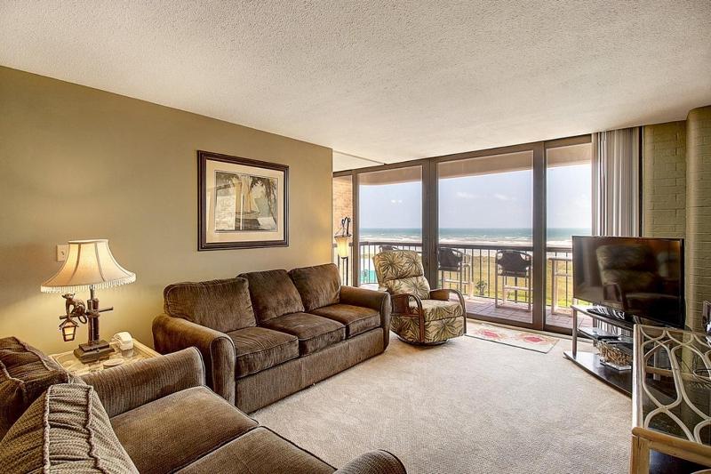 Two-Bedroom Apartment image 3