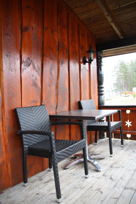 One-Bedroom Cottage image 4