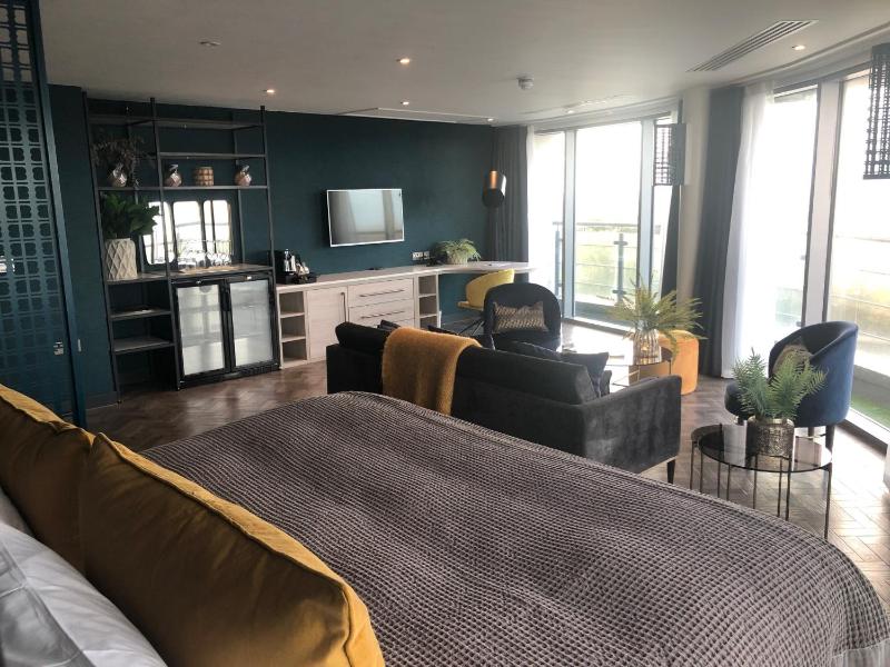 The Other Penthouse image 1