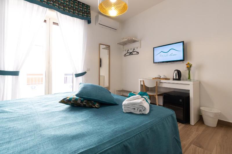 Superior Double Room with Terrace image 3