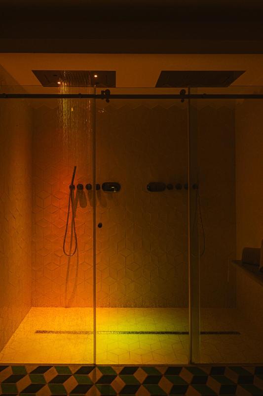 Petrea Lifestyle Suites - image 18