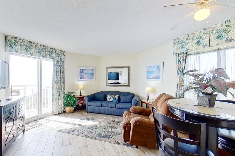 One Bedroom Suite  image 2