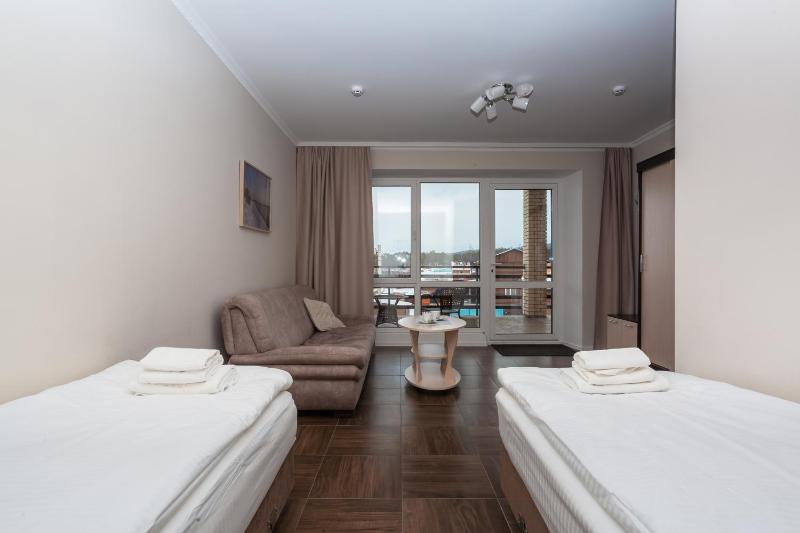 Deluxe Twin Room with Sea View image 1