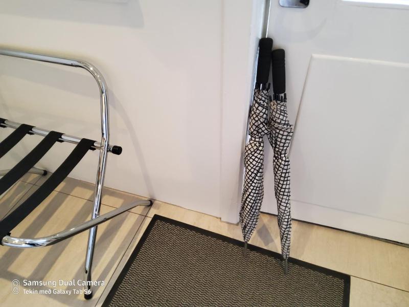 Studio Apartment image 3