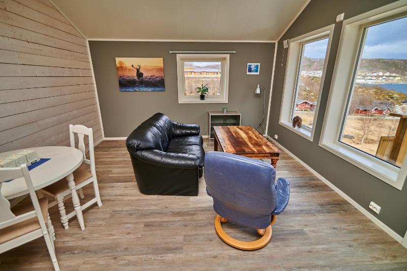 One-Bedroom Apartment image 2