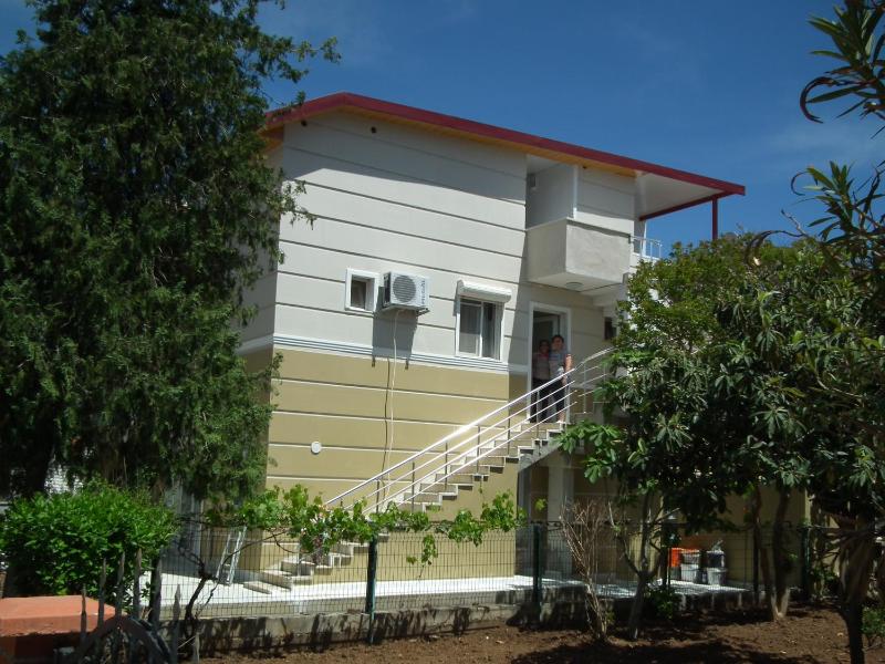 Ege Apart Images