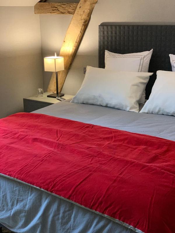 Double Room with Garden View image 2