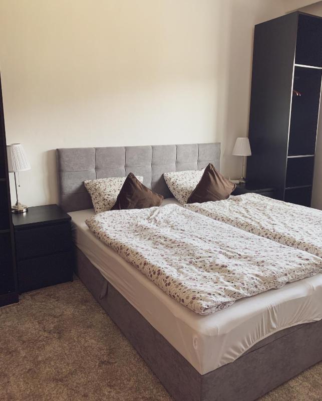 Quadruple Room with Shared Bathroom image 3