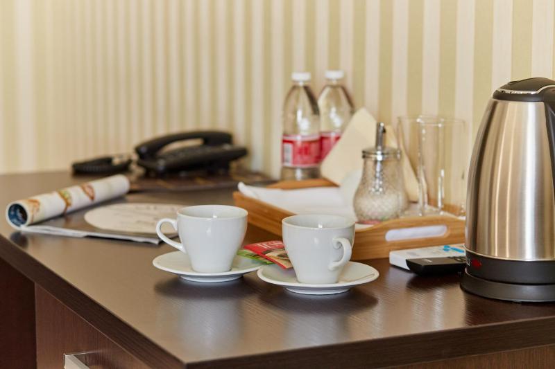 Superior Double or Twin Room with City View image 2