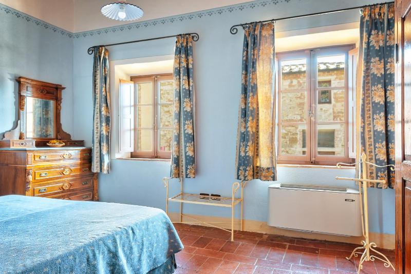 Deluxe Apartment image 3