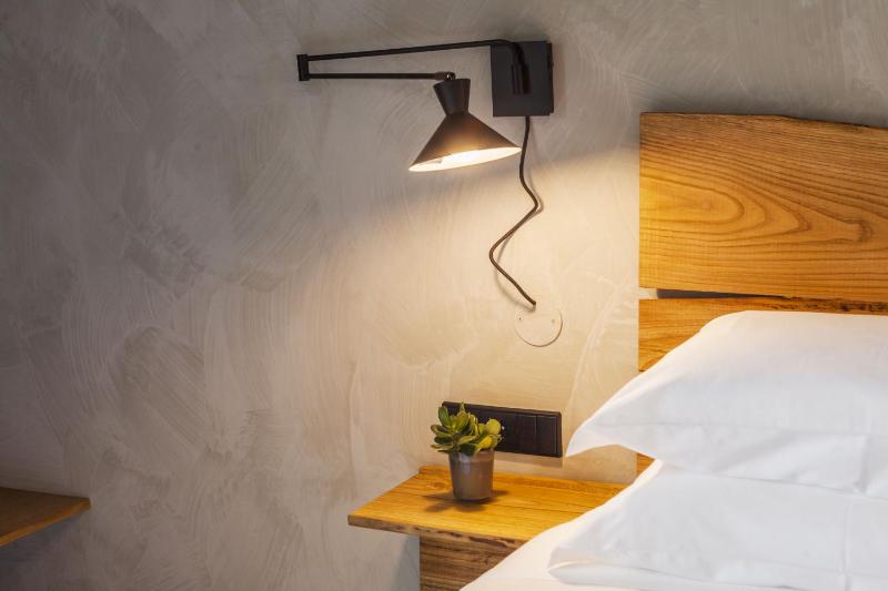 Double Room with Sea View image 4