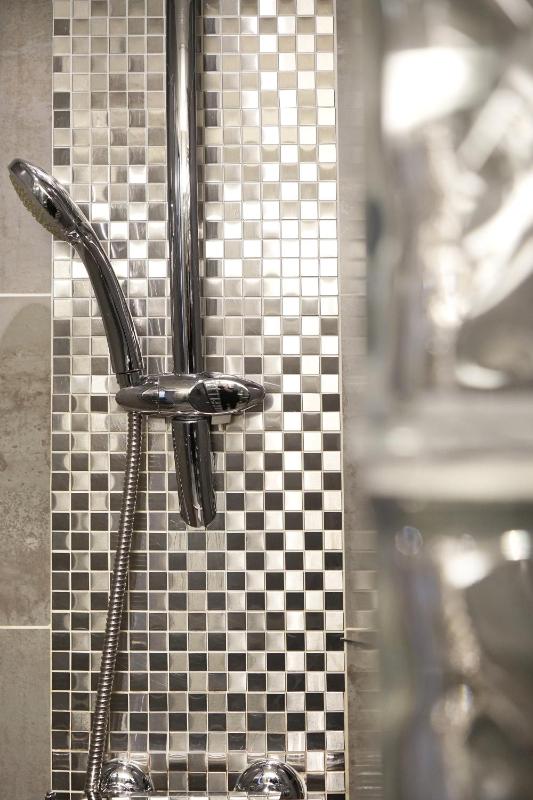 Comfort King Room - Non-Smoking image 2