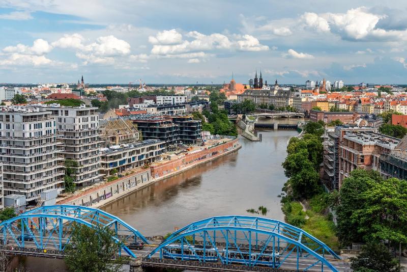 apartamenty-wroc Atal Towers - image 7