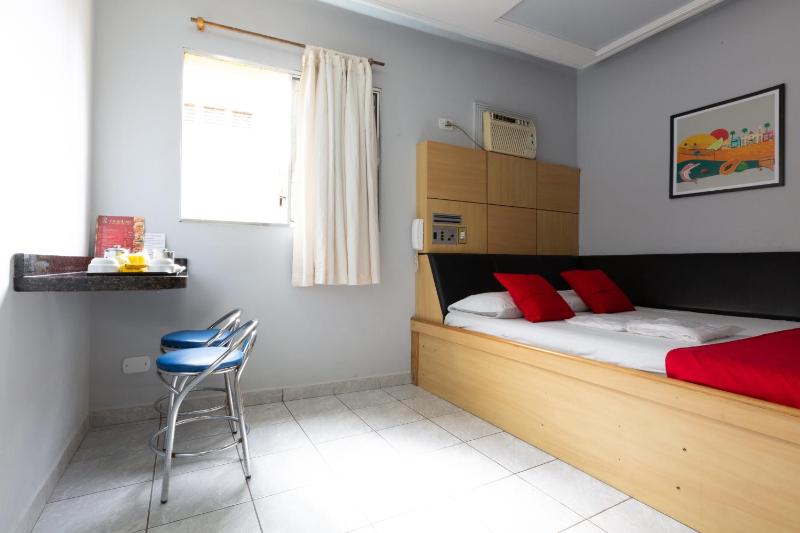 Hotel Anália Franco - image 9