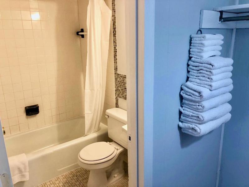 Double Room with Two Double Bed image 2