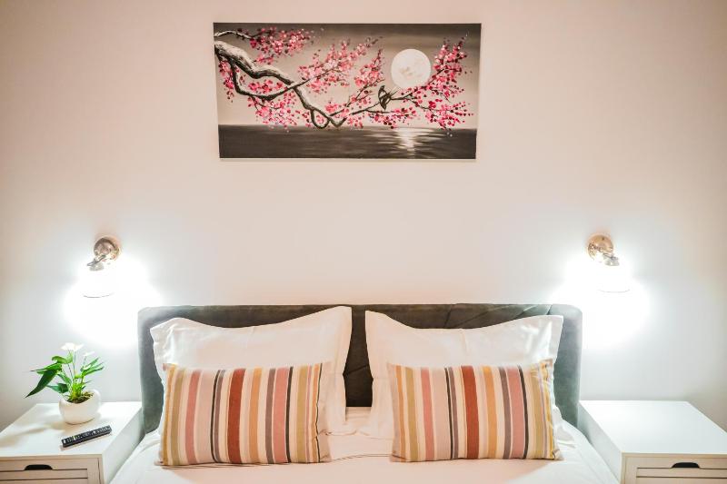 Deluxe Double Room image 2