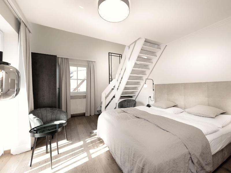 Alpine Style Maisonette Studio image 4