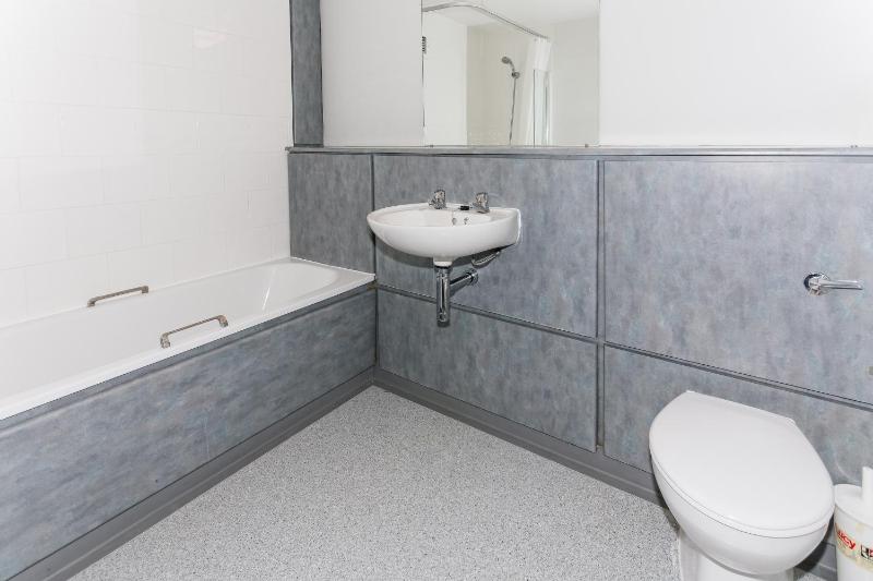 Standard Double Room image 2