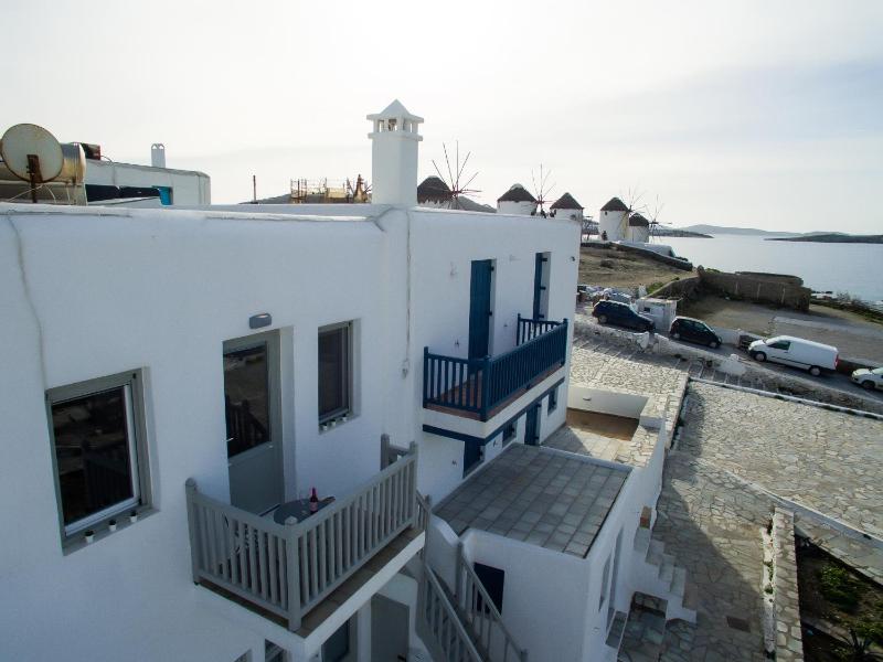 Two-Bedroom Apartment with Sea View - Windmills image 4
