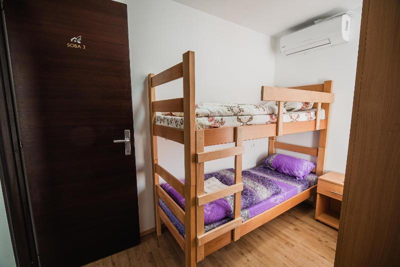 Triple Room with Private Bathroom 1 image 2