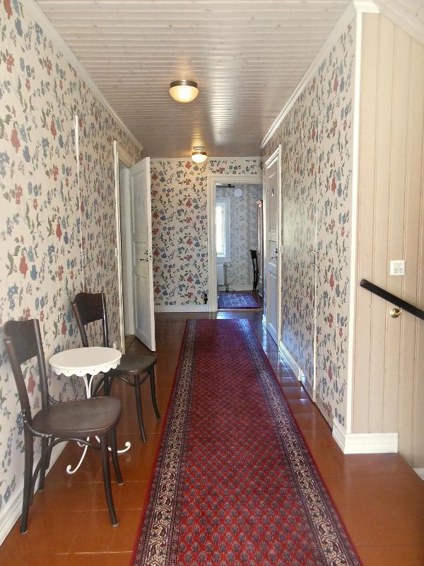 Double Room with Shared Bathroom image 3