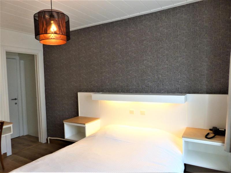Double Room with Bath image 3
