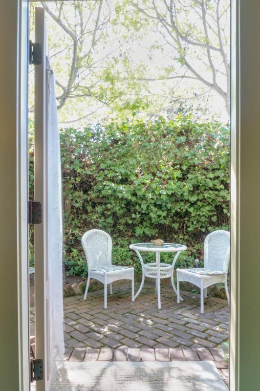 King Room with Private Garden image 4