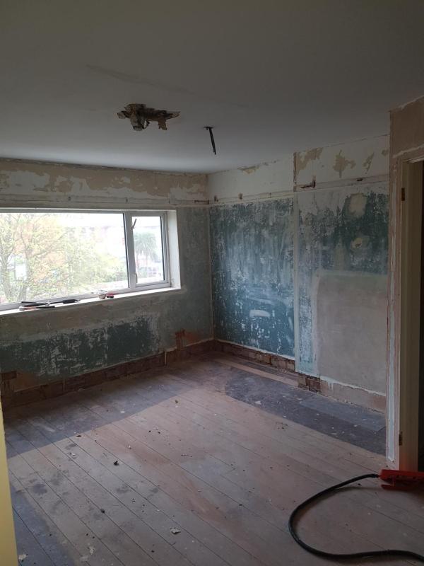 Deluxe Family Room image 4