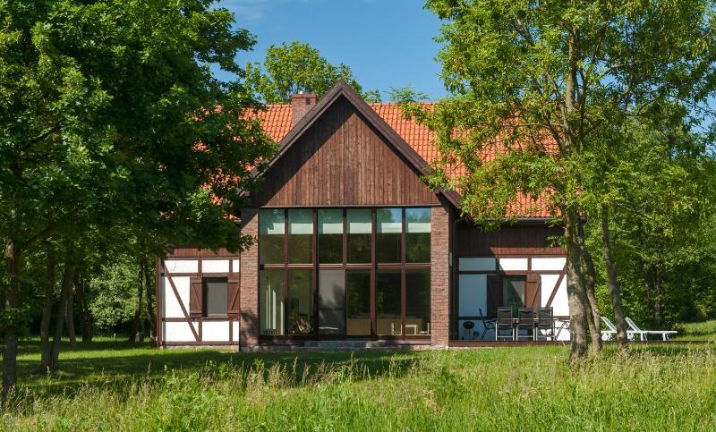 Villa image 2