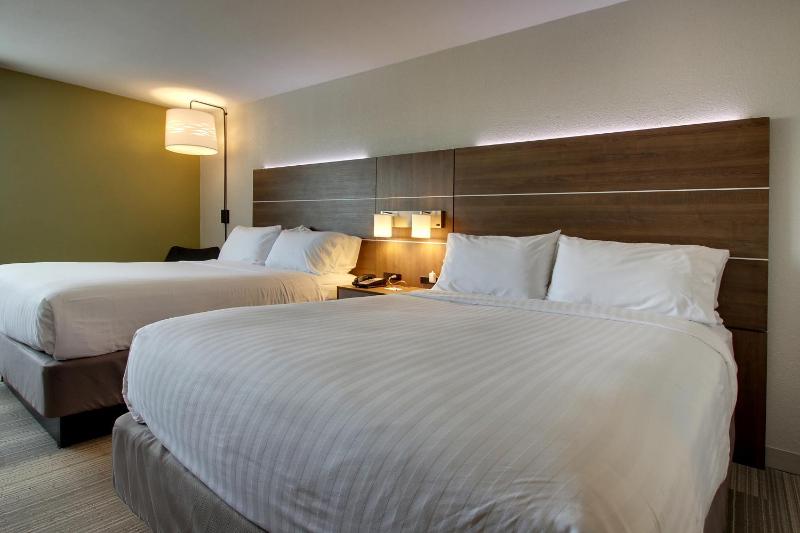 Standard Room image 1